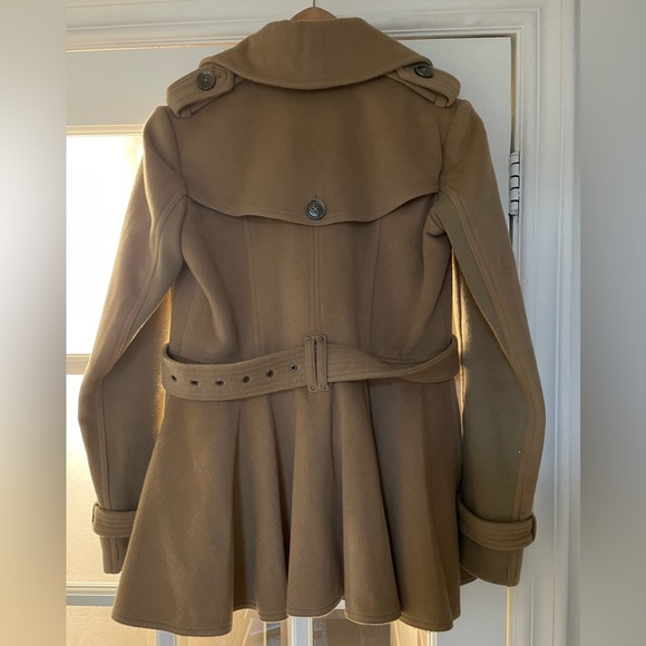 BCBG Wool and cashmere camel peplum coat size small - Picture 7 of 9